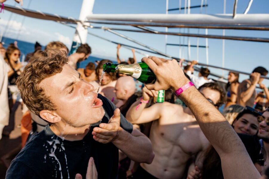 Split: Blue Lagoon Boat Party with DJs, Shots & After Party - Blue Lagoon Swimming: The Best Use of an Hour