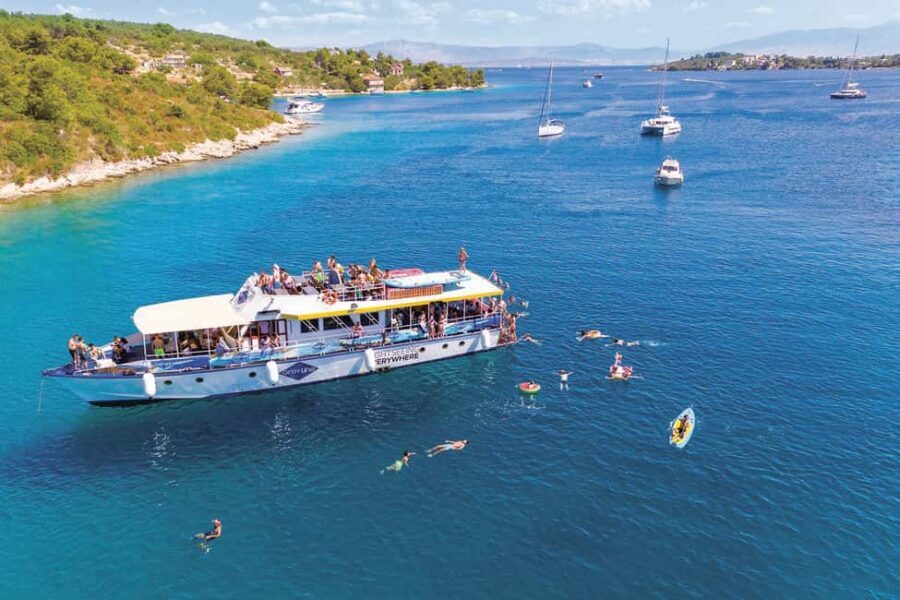 Split: Blue Lagoon, Shipwreck, & Šolta with Lunch & Drinks - Timing breakdown: how the 8.5 hours are paced