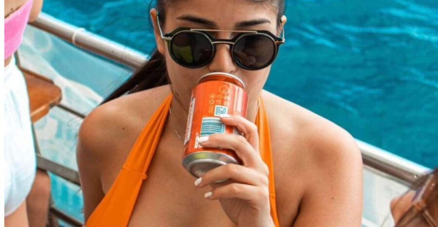 Split: Captain’s Boat Party – Blue Lagoon, DJ & Free Shots - Drinks, Free-Shot Moments, and What Costs Extra