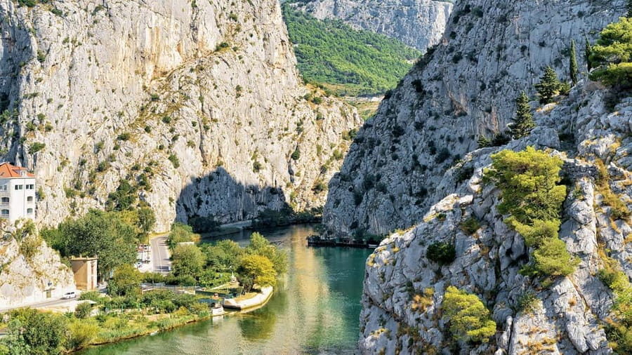 Split: Cetina River Rafting Tour with Instructor - Meeting point details: where your day starts without confusion