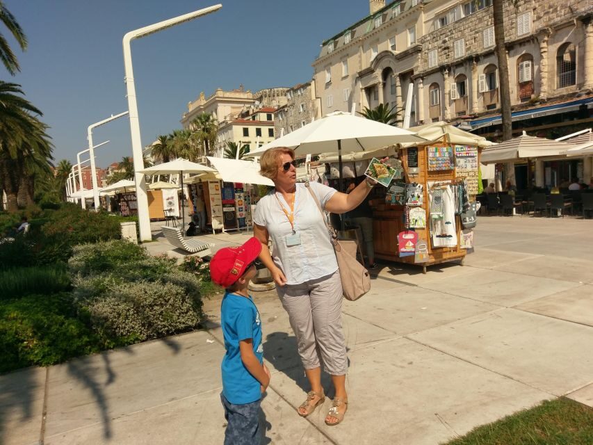 Split: city center private walking tour 2 h - Meeting point and the warm-up on Riva