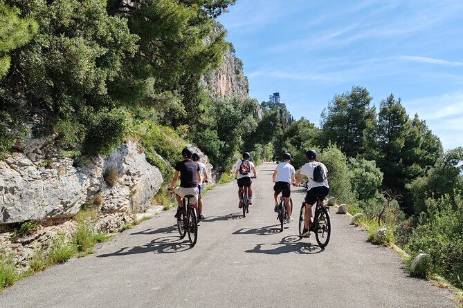 Split City Electric Bike Tour - Guides and the kind of stories you’ll actually remember