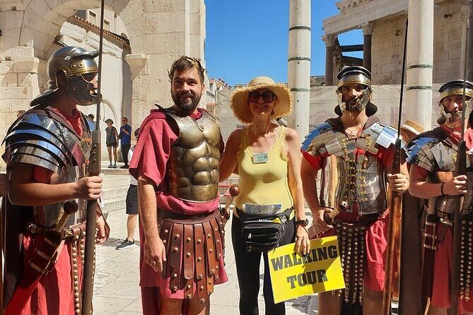 Split & Diocletian Palace Historical Walking Tour - Peristyle of Diocletian’s Palace: The Square That Solves Confusion