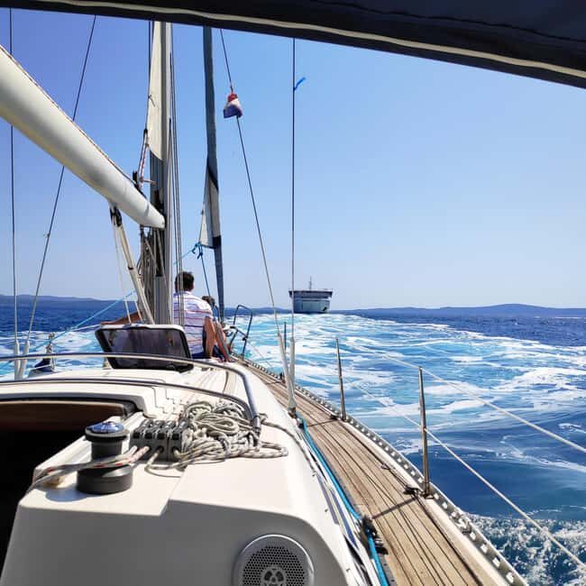 Split: Half Day Sailing Tour with Swim Stop, Snacks and Wine - Getting onto the boat: where the trip really starts