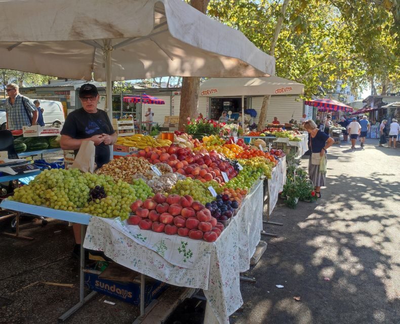 Split: Historical & Gastro Treasures Tour with Green Market - A 3-hour Split reset: palace stories plus market bites