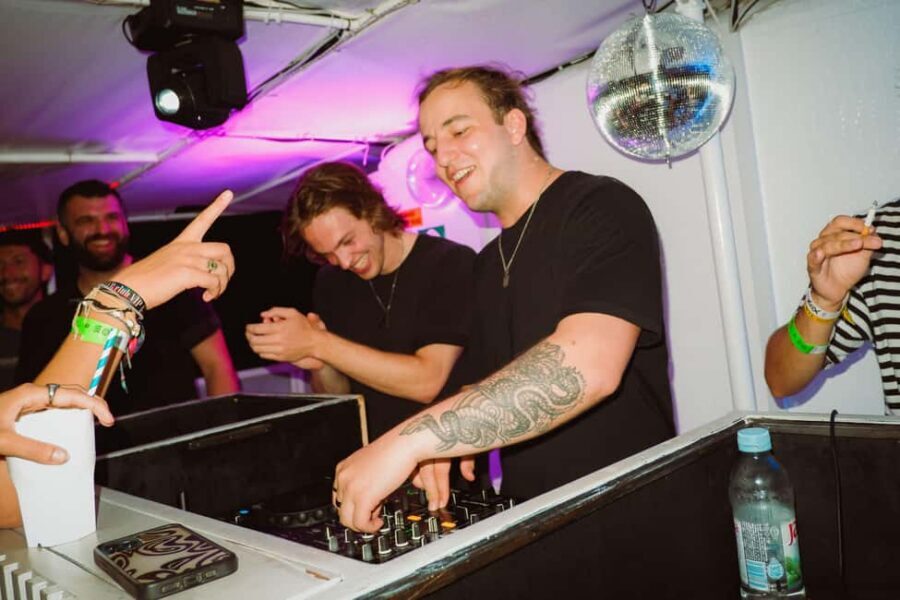 Split: Night Boat Party with Free Shots, Dj and After Party - Beach club stop: the easiest transition from boat to party