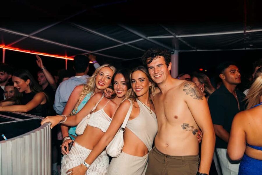 Split: Night Boat Party with Free Shots, Dj and After Party - Timing and what a 4-hour plan changes for your night