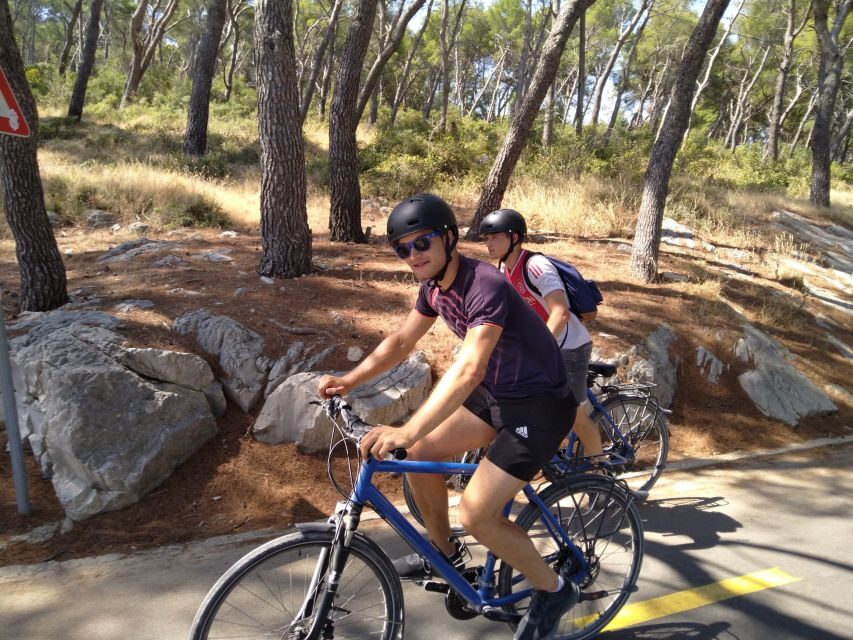 Split: Old Town and Marjan Park Bike Tour - From the city center to the stadium area: energy without the crowds