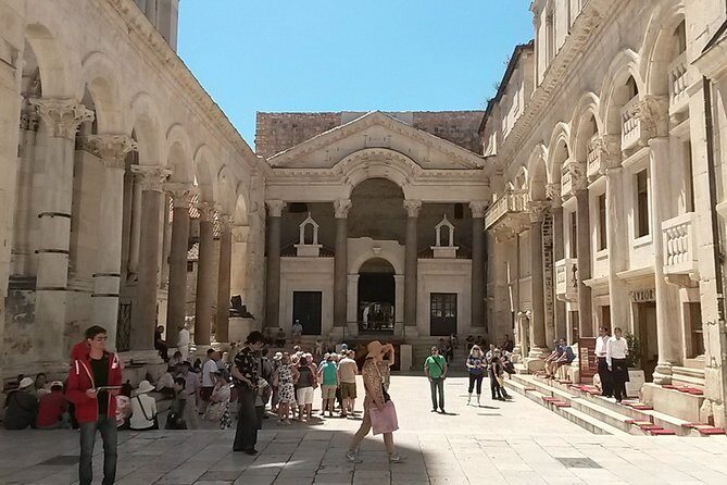 SPLIT-PREMIUM Emperor's Walking Tour for History Lovers + Museum - Cathedral of Saint Domnius and Jupiter Temple: outside views done right