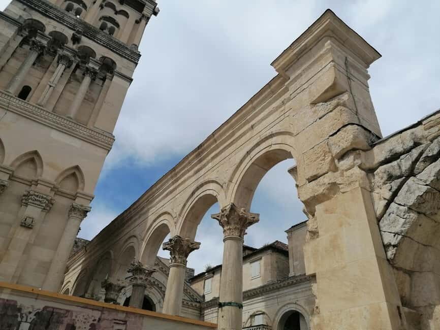 Split; Private Morning Walking Tour in Split - A quiet morning walk through Split’s palace core