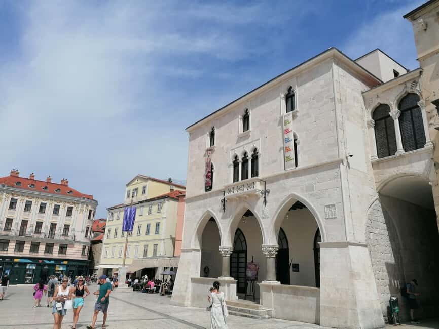 Split; Private Morning Walking Tour in Split - Touring Diocletian’s cellars: the underworld you can feel