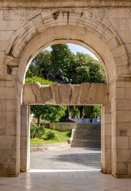 Split: Private Walking Tour and Diocletian's Palace - A 90-minute private walk through Split’s UNESCO core