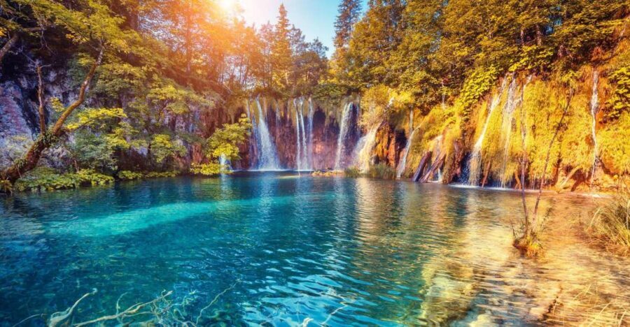 Split: Transfer to Zagreb with Plitvice Lakes Entry Tickets - Why Plitvice Fits Perfectly Into a Transfer Day