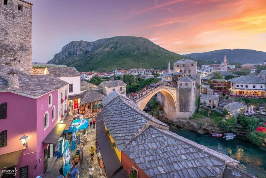 Split/Trogir: Mostar and Medjugorje Tour with Wine Tasting - The Guided Mostar Walk vs. Free Time: How to Use Your Pace