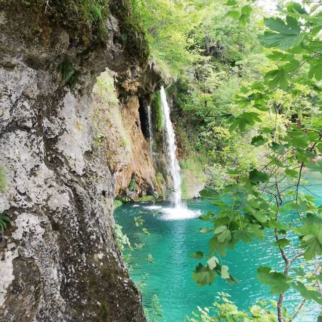 Split/Trogir to Zagreb: Private Transfer with Plitvice Lakes - Lunch and local food: less searching, more tasting