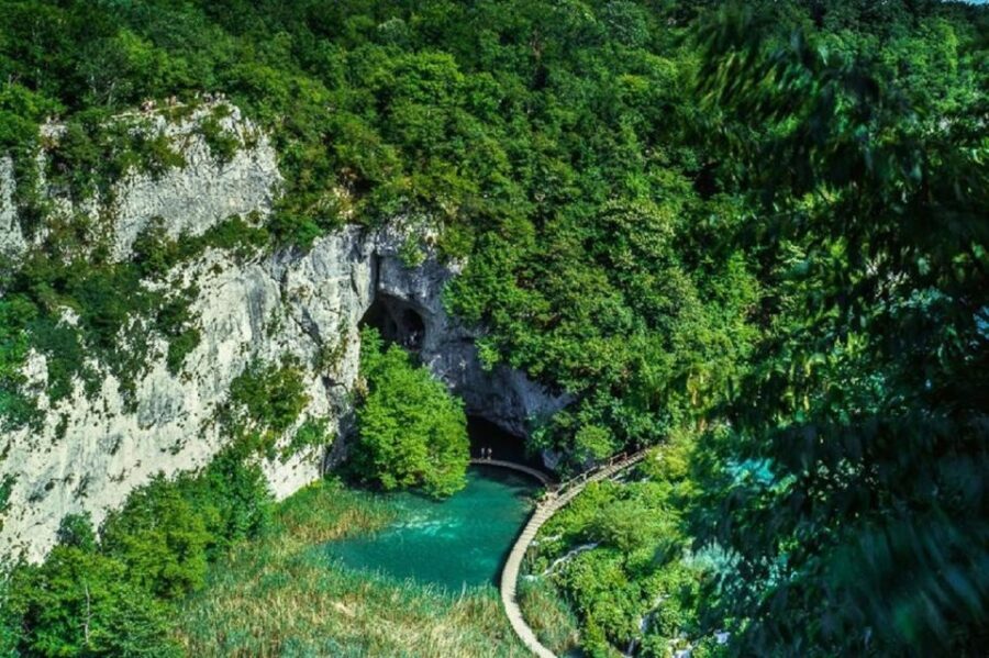 Split/Trogir to Zagreb: Private Transfer with Plitvice Lakes - What to bring (and what to watch for)