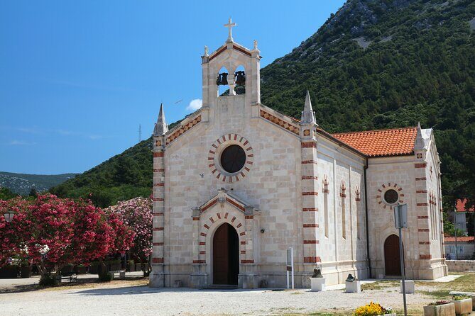 Transfer Split to Dubrovnik with Sightseeing in Ston Town - How the private Split pickup keeps the day stress-free
