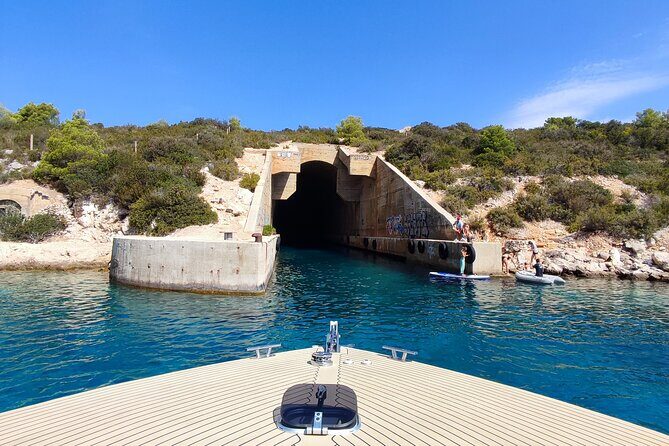 VIS Island (Mamma Mia Island) PRIVATE TOUR - What’s Included on Board (And What You Should Actually Use)