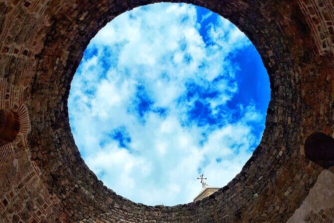 Wonderful Split - Diocletian's Palace Private Walking Tour - Peristyle Square and Narodni Trg: Reading Split’s Layers at Street Level