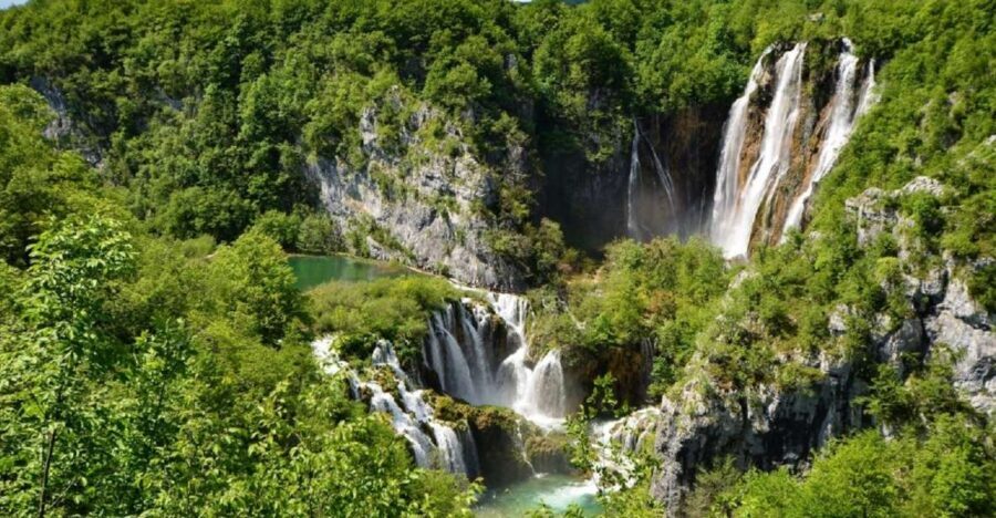 Zagreb to Split: Private Transfer with Plitvice Lakes - Plitvice Lakes National Park: the guided walk on wooden paths